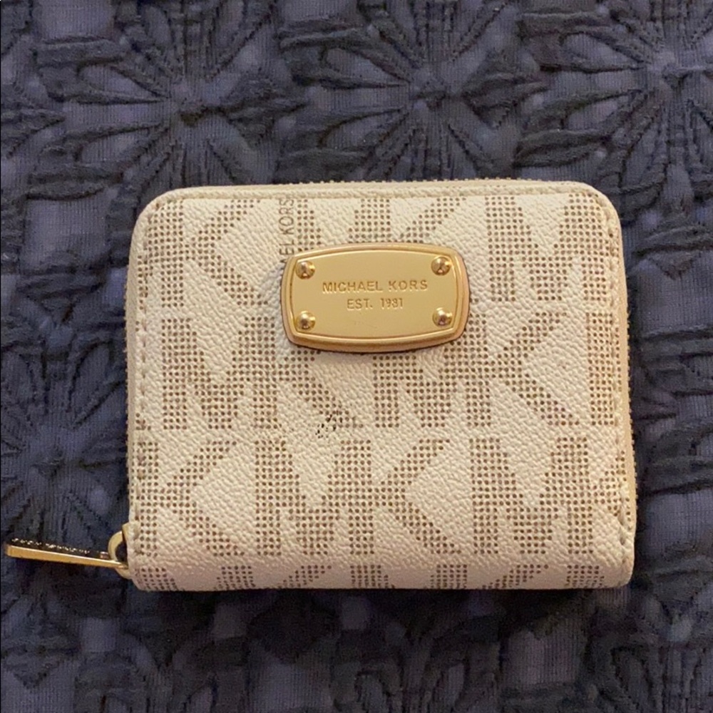 Michael Kors mini white compact wallet